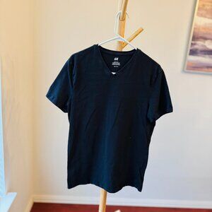 H&M Black V-Neck Slim Fit T-Shirt – Size Large (Fits Like Medium)